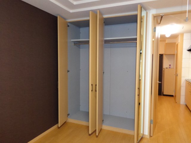 ベルローズ00102号室 クローゼット