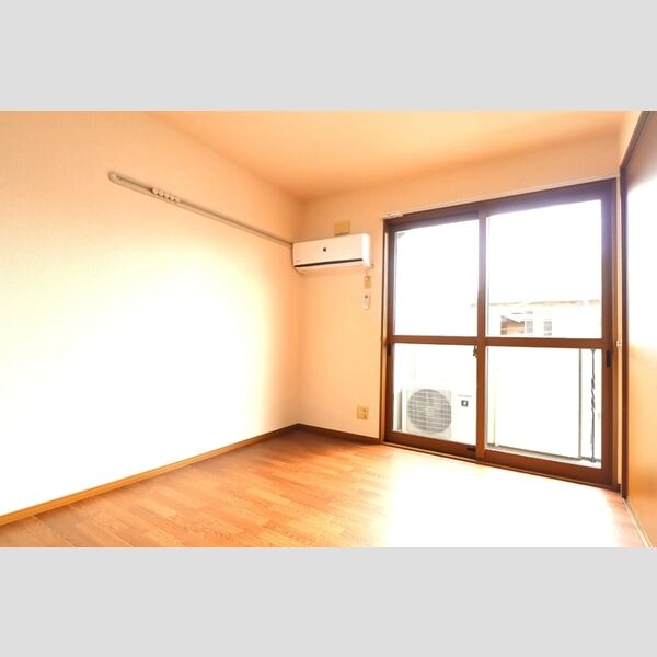 ラファエル　Ⅴ201号室 洋室6帖