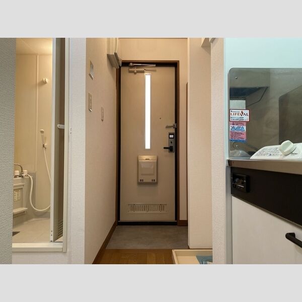 ガーデンプラザ　弐番館105号室 弐番館105号室玄関