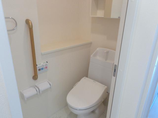 ベラーノ105号室 トイレ