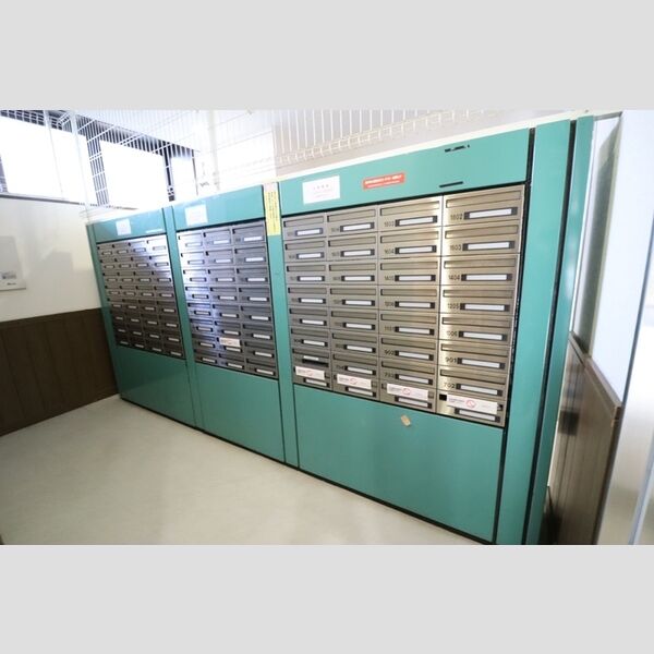 オーシャンビュー壱番館 集合ポスト