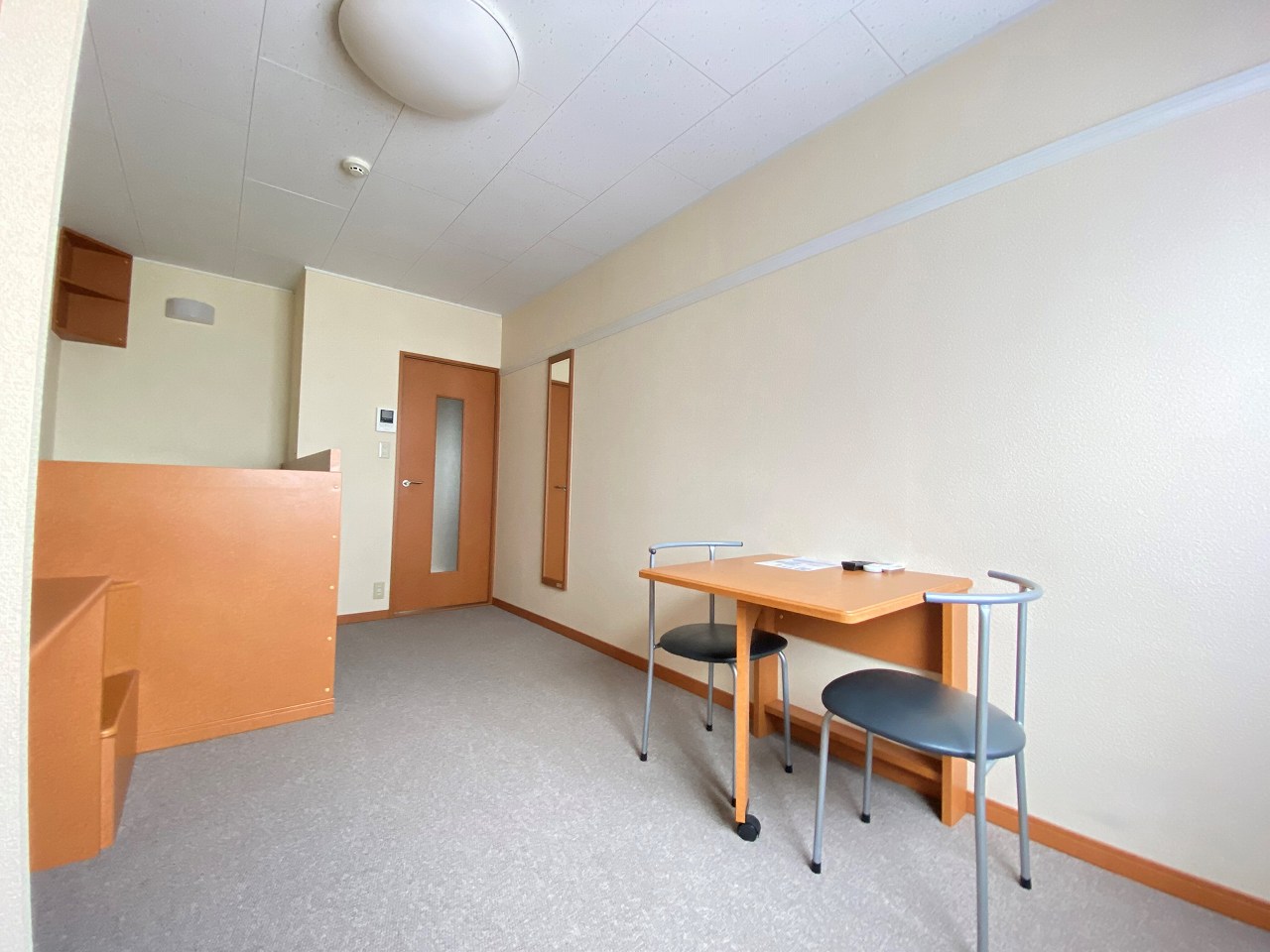 レオパレス和206号室 リビング