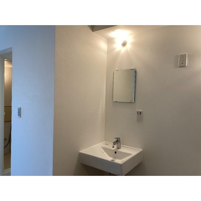 MQuarto江田 内観