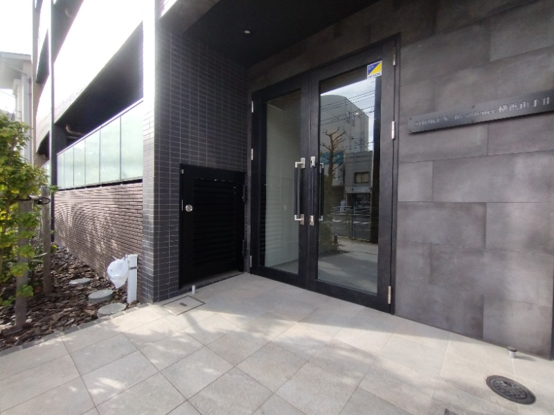SHOKEN Residence横浜山手Ⅱ エントランス