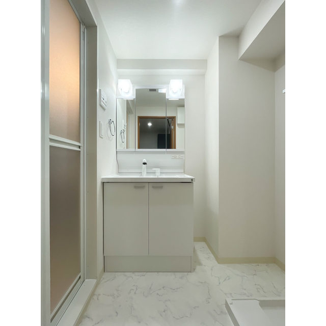 アーバハイツ六町環七北通り0503号室 内観