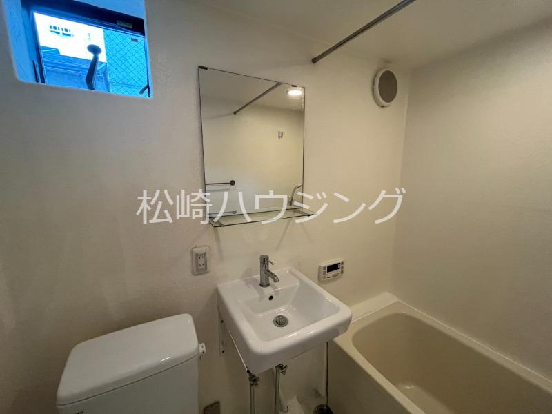 SMI RE STAY TOKYO　A1階 洗面