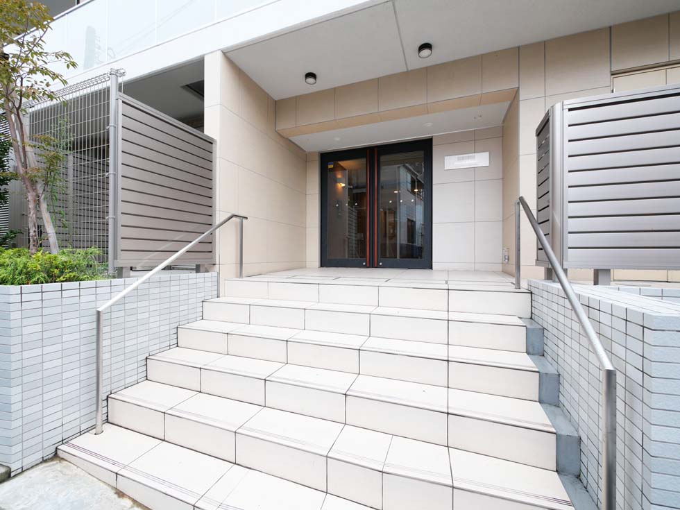 ハーモニーレジデンス新宿河田町2階 外観