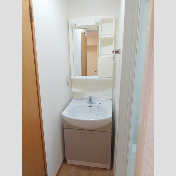 ズオン・ゼロ 洗面化粧台