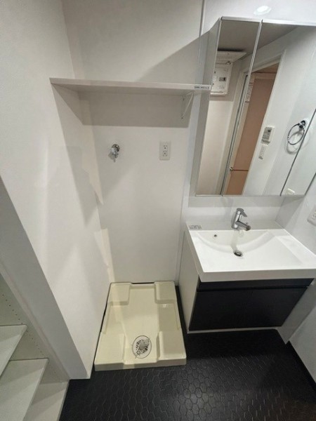 Ｔｈｅ　Ｓｈｉｎａｇａｗａ　Ｅａｓｔ　Ｒｅｓｉｄｅｎｃｅ1階 部屋その他