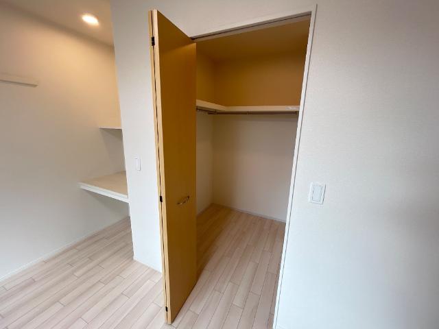 リノナル202号室 ウォークインクローゼット