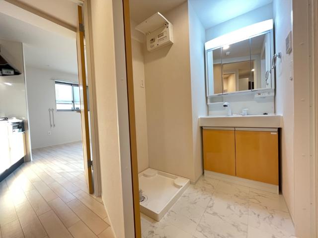 ＤＩＭＯＲＡ北千住　-ディモーラ北千住-201号室 洗髪洗面化粧台