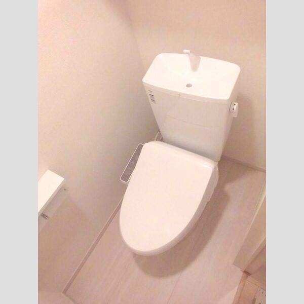 アンソレイエ201号室 温水洗浄暖房便座