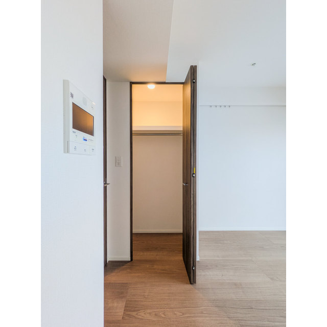 オーパスホームズ南行徳1413号室 内観