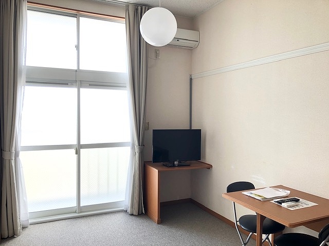 レオパレスＣａｐｔａｉｎ２１Ｓ リビング