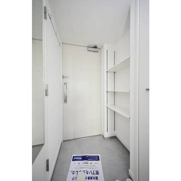 パークルール大手町 玄関