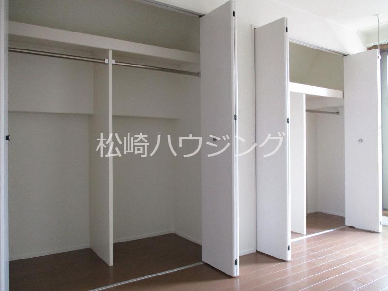 クレア新井 収納