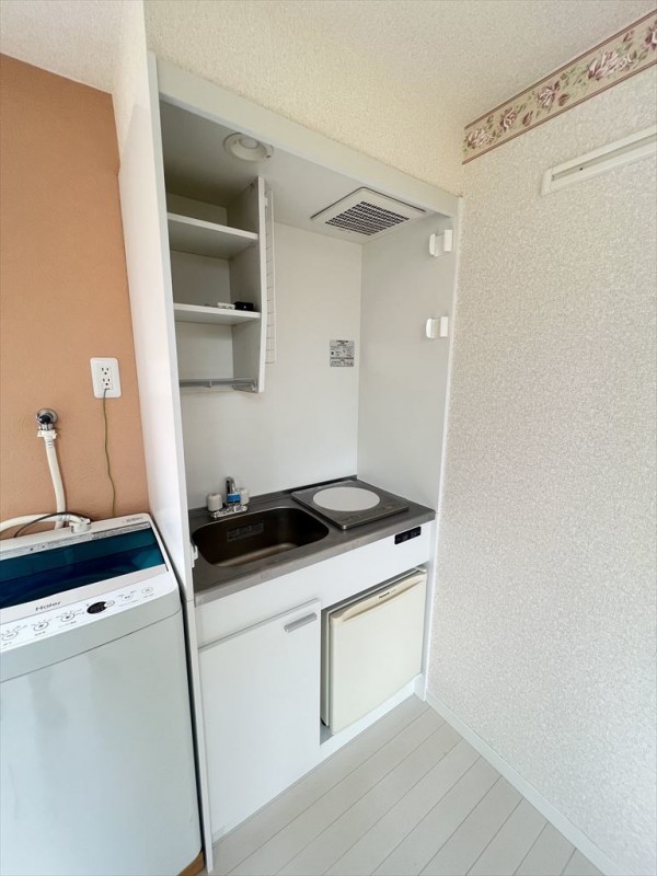 ベラカーサ横浜1階 リビング