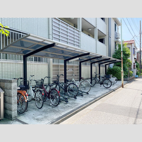 エルミタージュ・アン 駐輪場