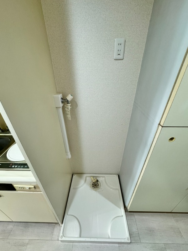ダイニチ館Ｆ－２(F-002)2階 室内洗濯機置き場