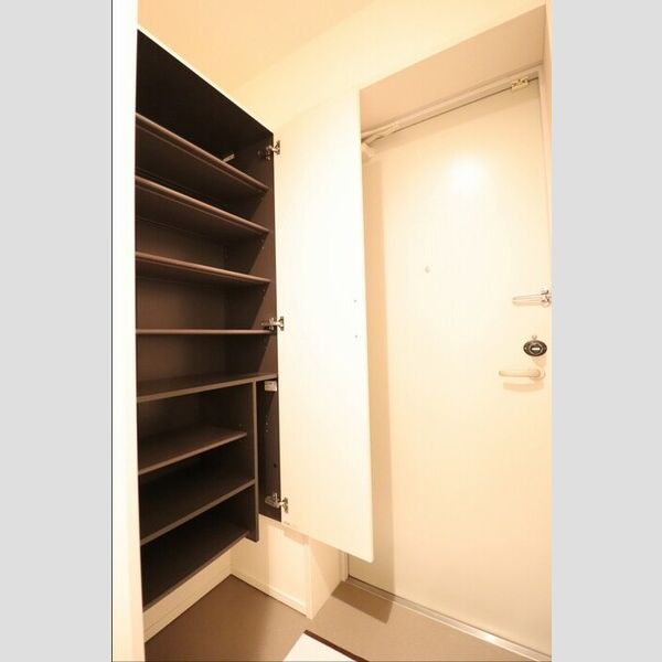 Callisto504号室 シューズボックス