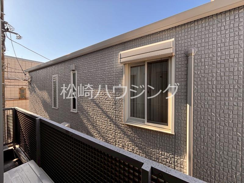 LBOX.5 バルコニー