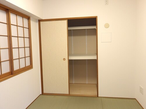 ポレスター大宮桜木町2階 押入（和室）　※2025年2月の写真