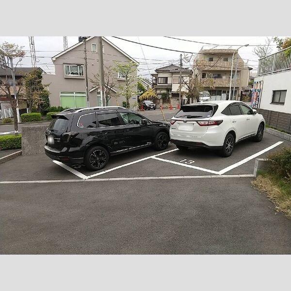 セジュール玉川202号室 駐車場