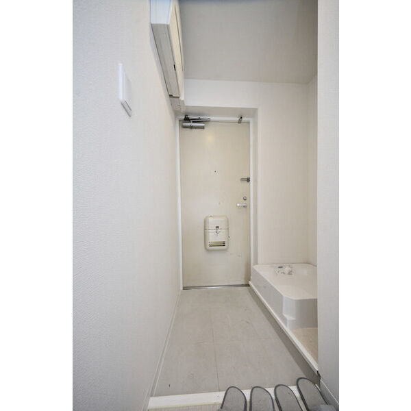 メゾン・ド・プレーヌ0410号室 玄関