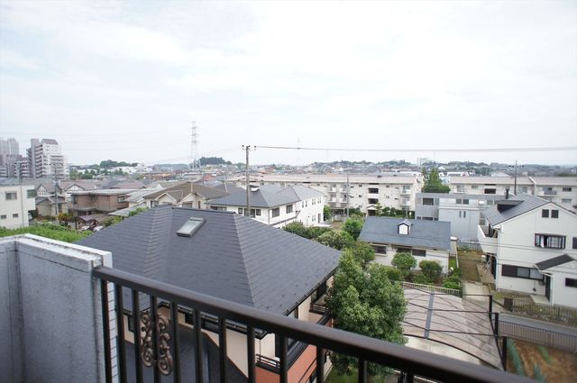 ビラおゆみ野0301号室 眺めがいいですよ