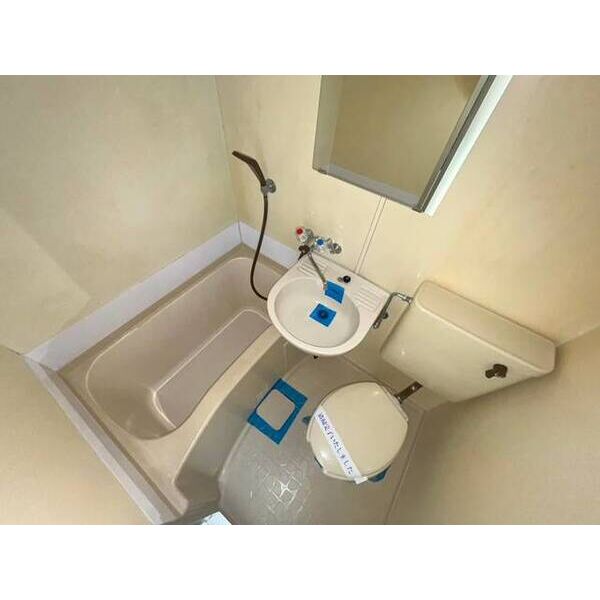 メゾン・ド・アエロスター0406号室 お風呂