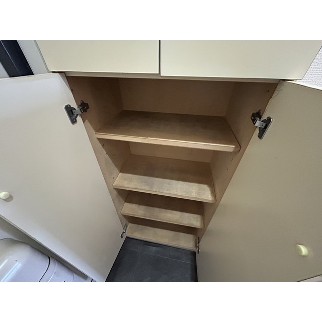 サンライズ中川202号室 内観