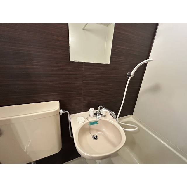 ジュネパレス松戸第146B棟 内観