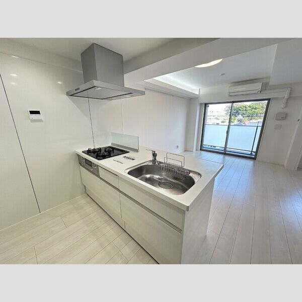 ラ・ベレッツァ　フェリオ システムキッチン