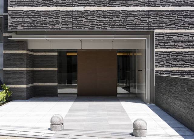 アーバンヴィスタ立川 高級感漂うエントランスゲート♪