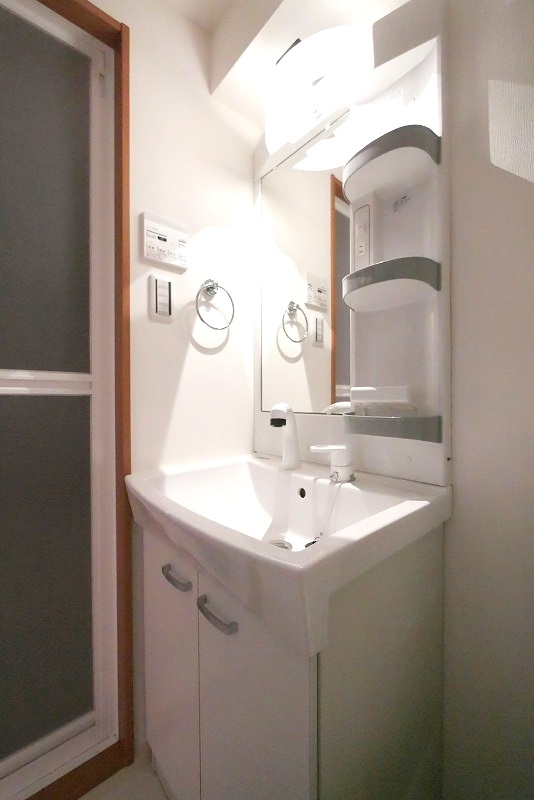 アーバハイツ六町2号館5階 内観