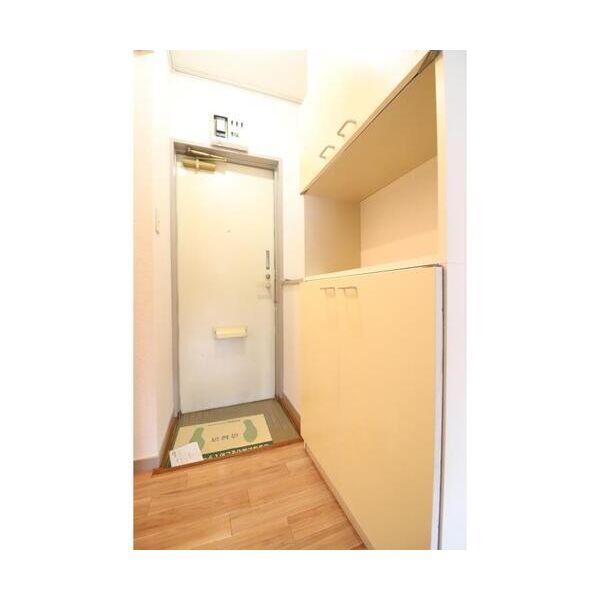 エステートピアライフ 玄関