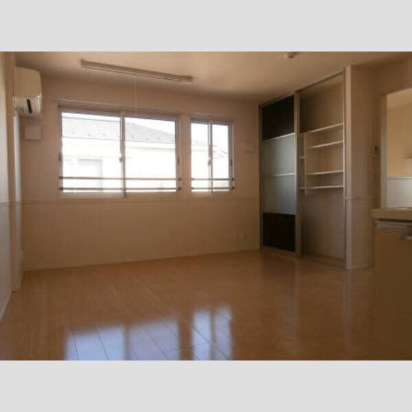 ソシア　Ⅰ LDK【11帖】収納アリ