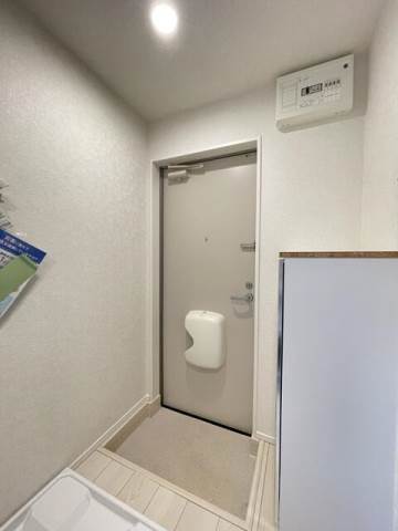 クレールプレイス白楽 玄関