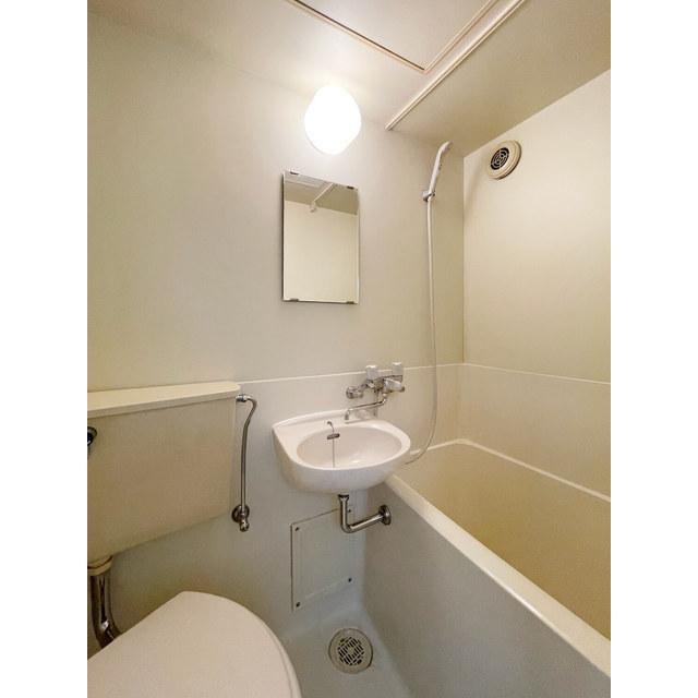 ビルデンス狛江A号館2階 バス