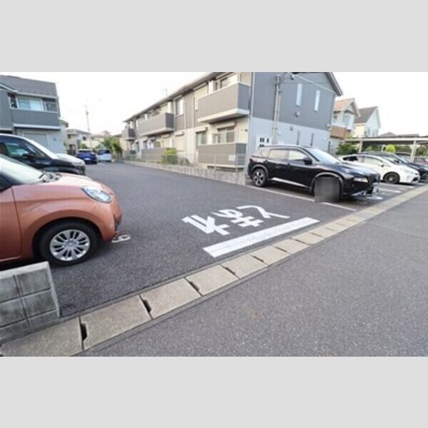 アピオン　Ⅲ 駐車場