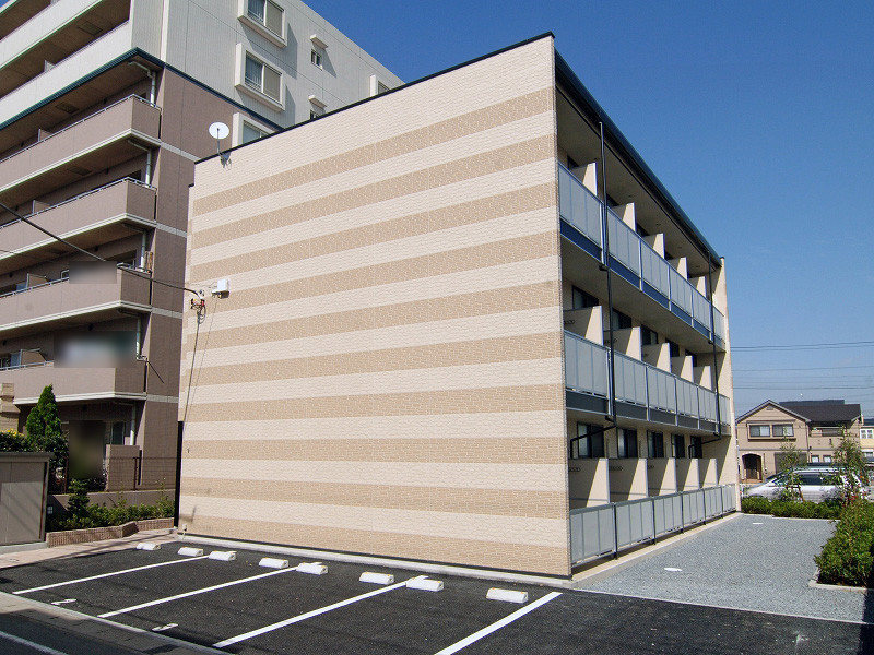 レオパレス舞浜の外観画像