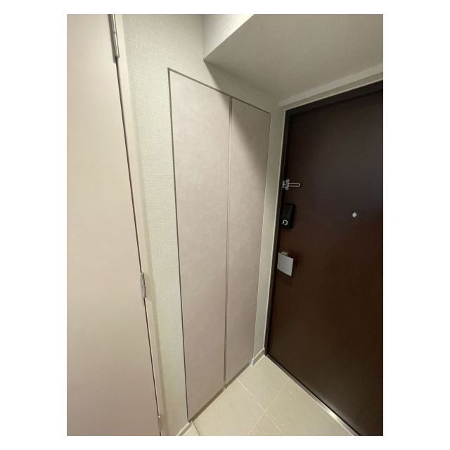 ブランシエスタ荻窪0703号室 玄関