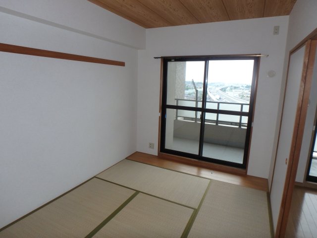 ベルドゥムール川口東1101号室 ※過去退去時のお写真です