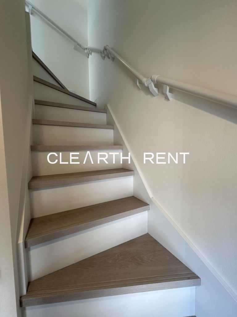 ＳＵＭＩＫＡ ☆【新築アパート】メゾネットタイプ/ロフト付き☆