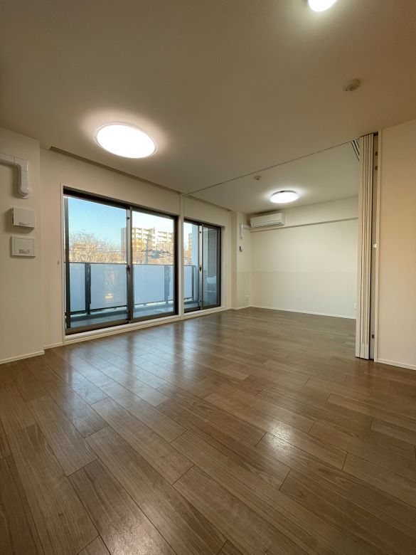 ガーラ・レジデンス川口並木パークサイド4階 リビング