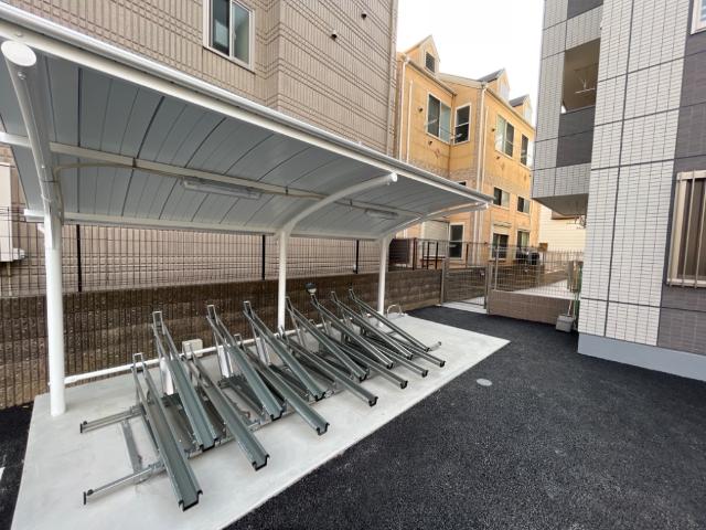 ＲＩＡＤ　ＲＩＳＡ 外観写真（昼）