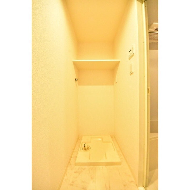 CRESCENT COURT 内観