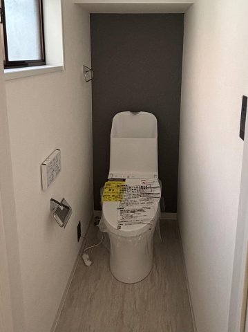 ルヴアン梅田戸建て ウォシュレットトイレ