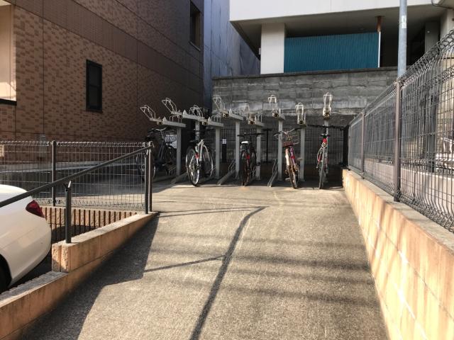 コンフォール神奈川 外観写真（昼）