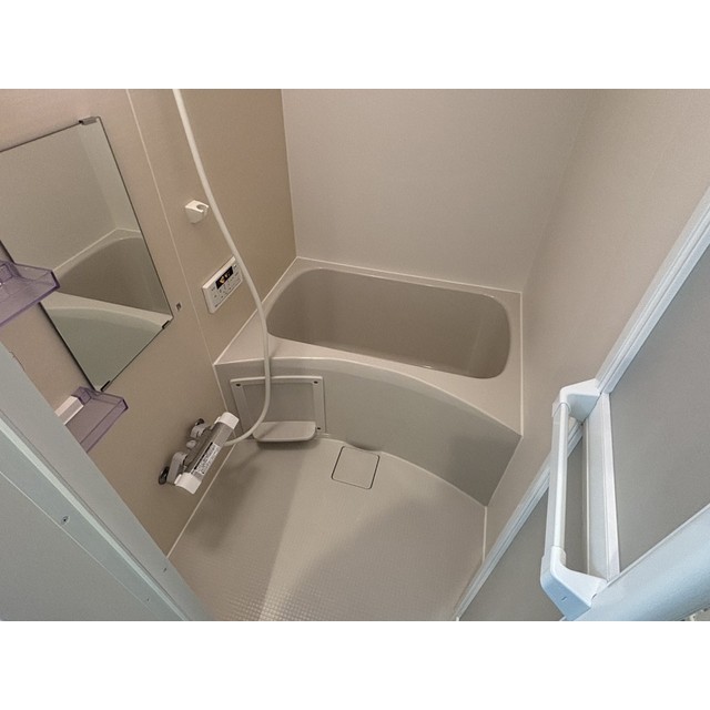 レジデンスウエスト相武台105号室 お風呂